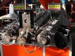 輪胎雕花機(jī)與輪胎開槽機(jī) 價(jià)格、供應(yīng)商與行業(yè)應(yīng)用解析